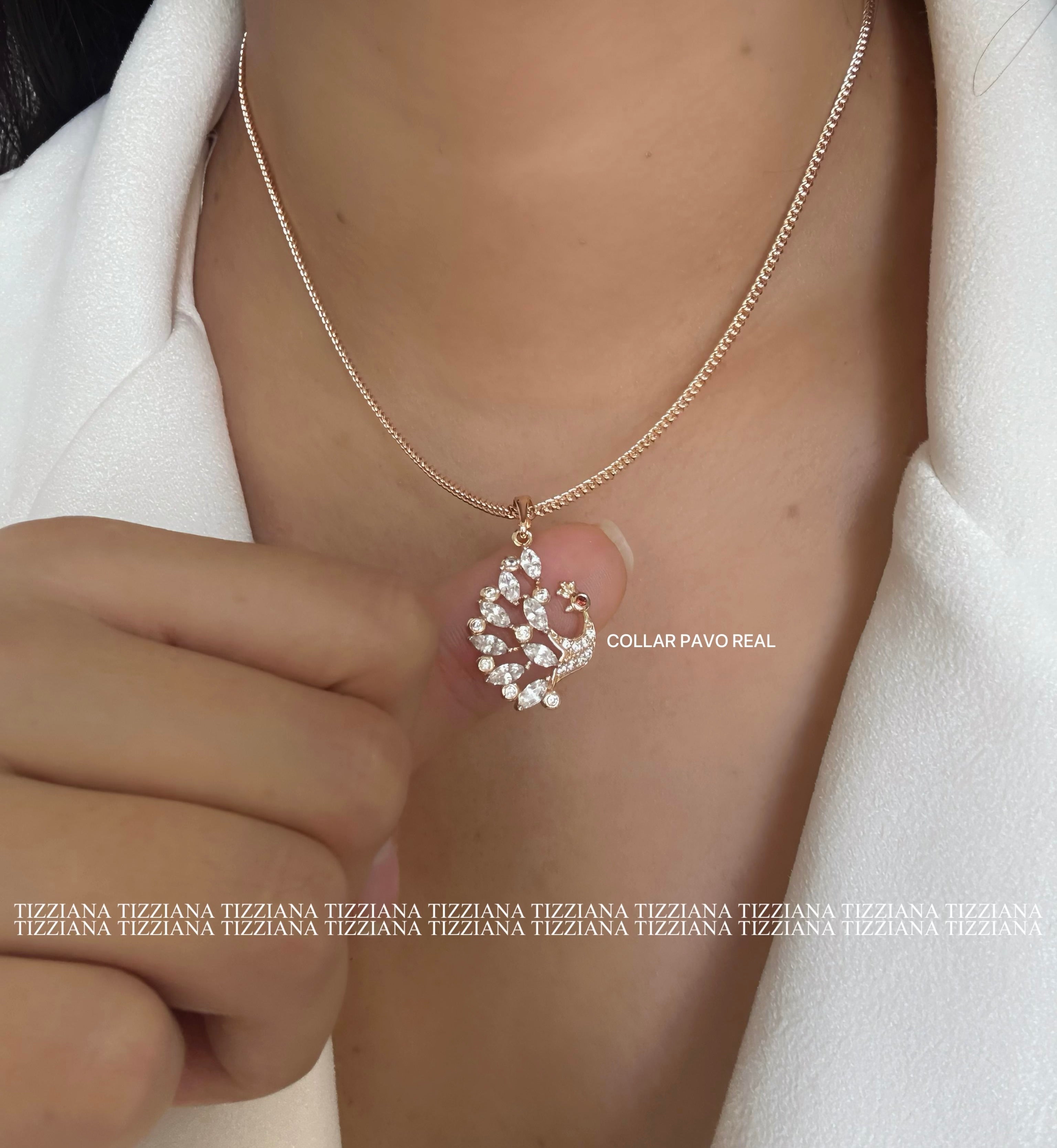 COLLAR PAVO REAL