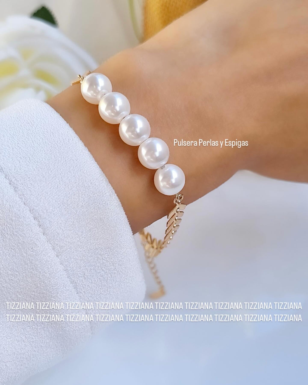 PULSERA PERLAS Y ESPIGAS