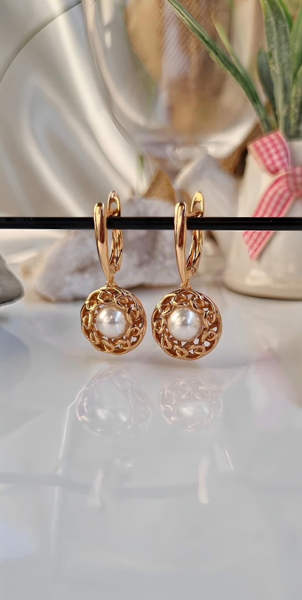 ARETES LIA