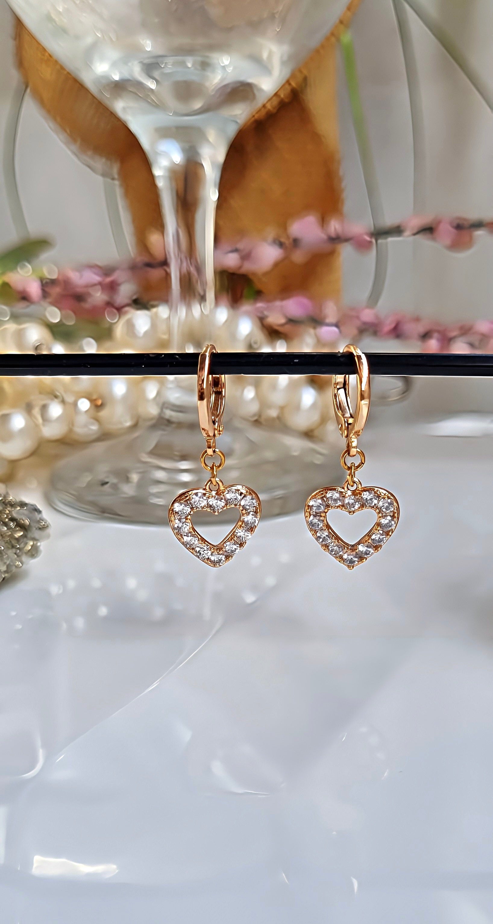 ARETES LOVE ZIRCONES