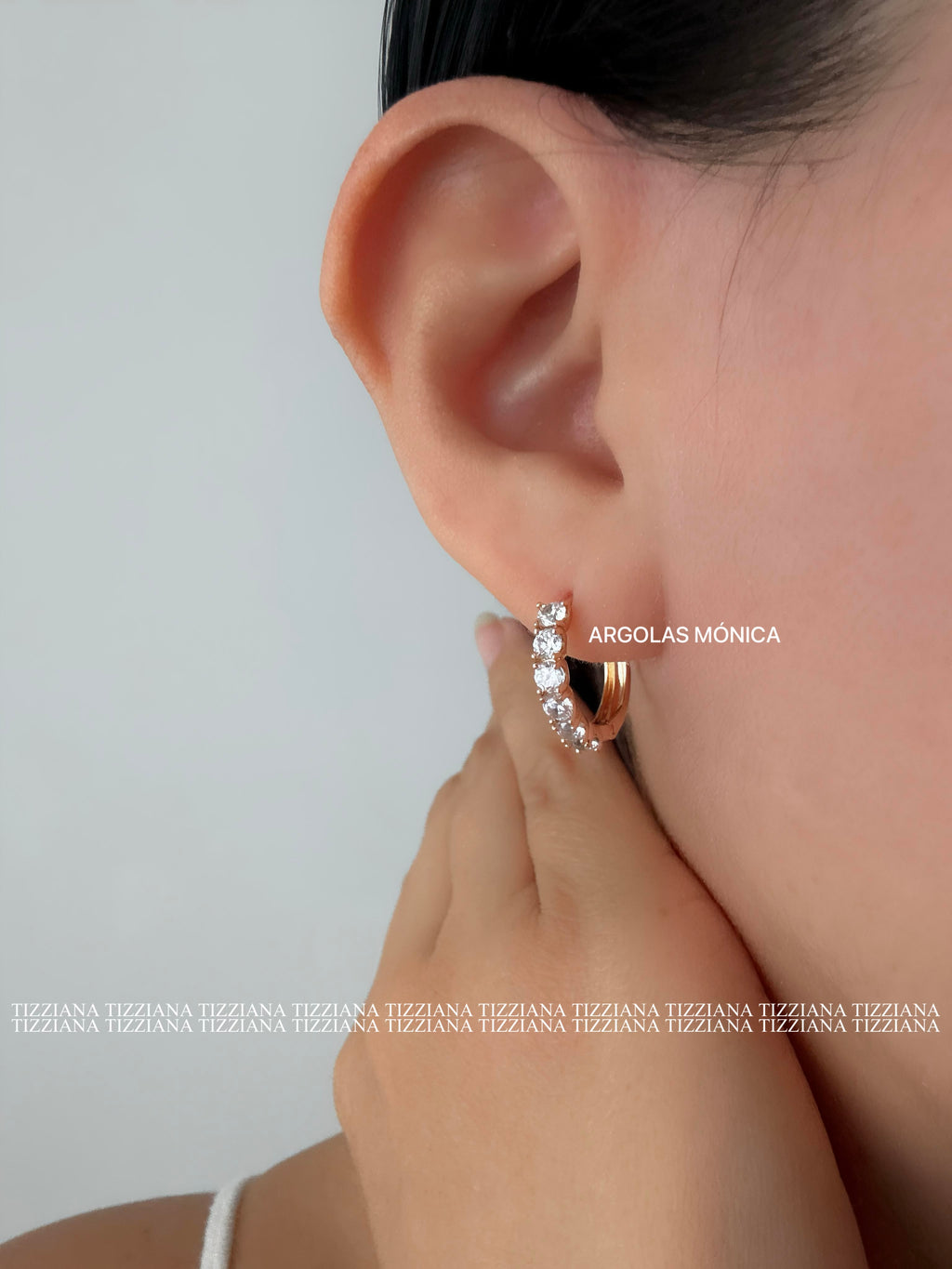 ARGOLLAS MÓNICA
