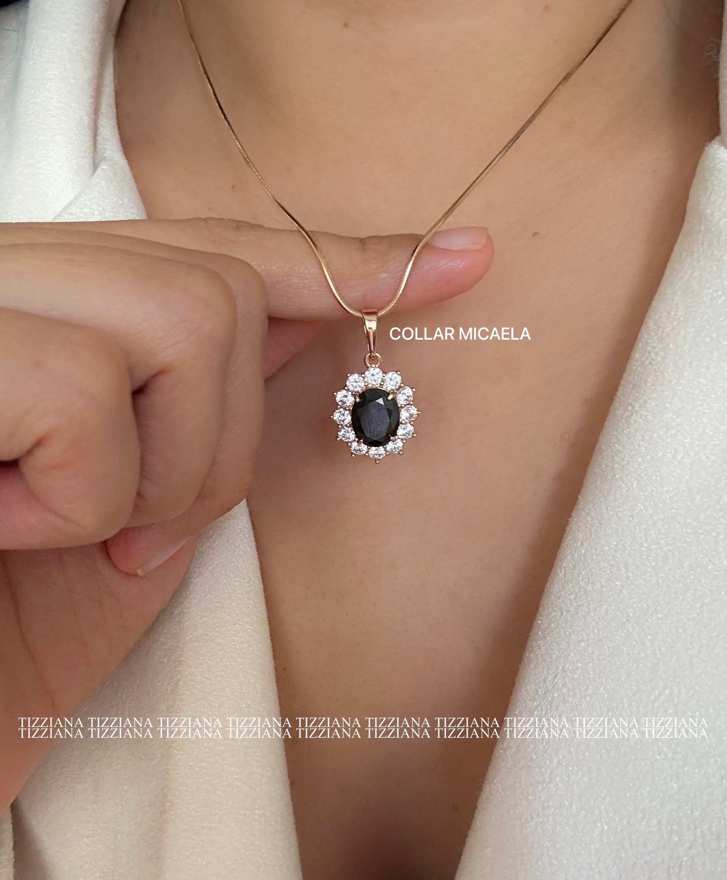 COLLAR MICAELA