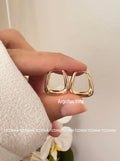 ARGOLLAS IRINA