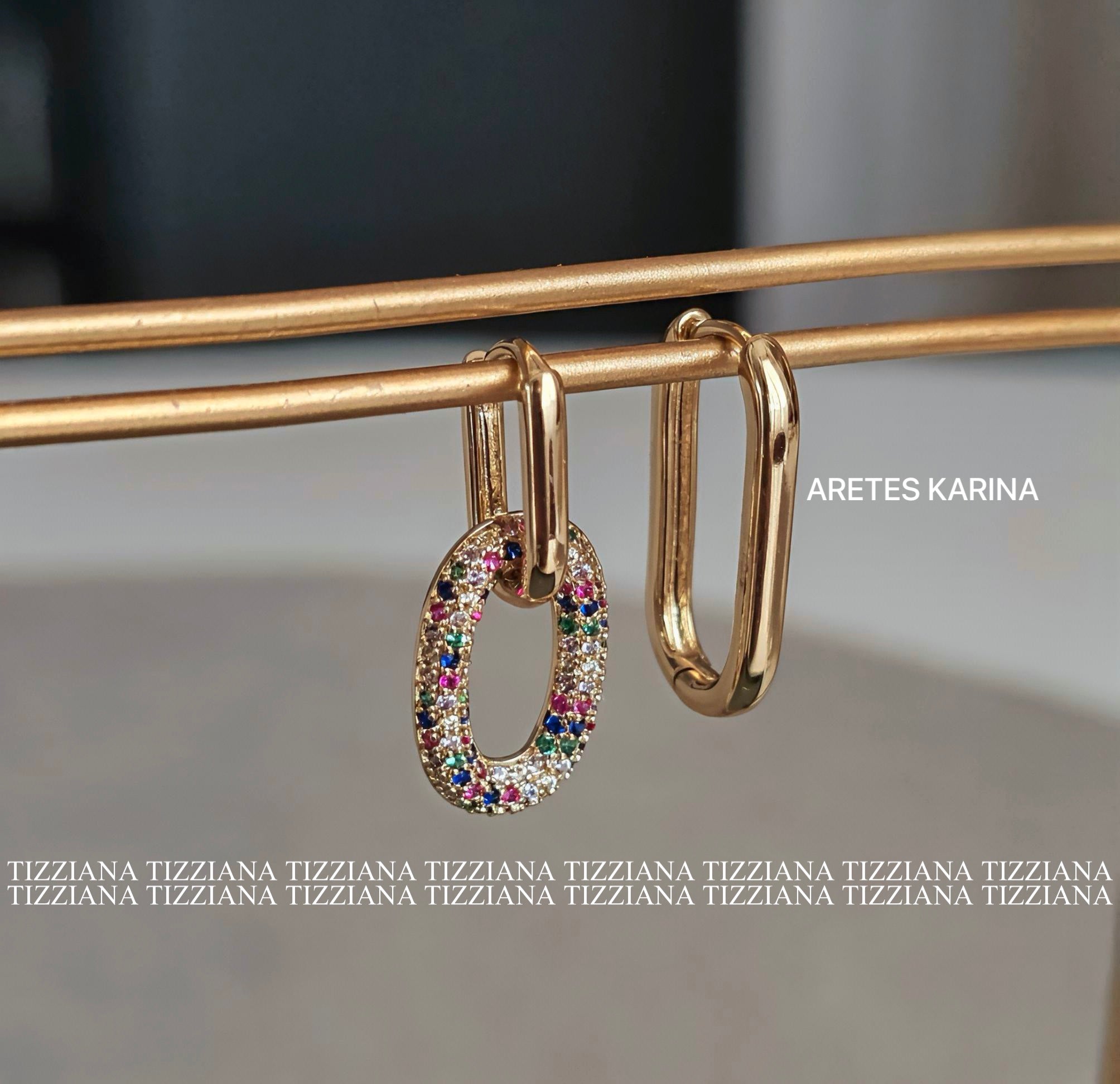 ARETES KARINA